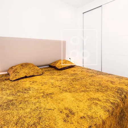 Laguna Ground-floor Garden Suite, With Two Private Terraces, By Oyoostays * 托雷维耶哈