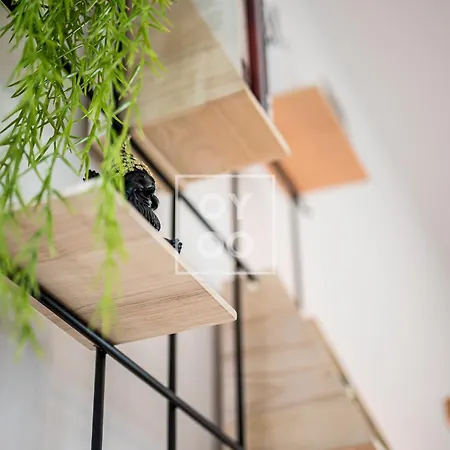 Laguna Ground-floor Garden Suite, With Two Private Terraces, By Oyoostays